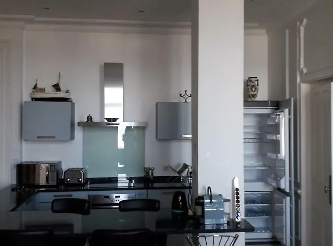 Helianthe Биарриц